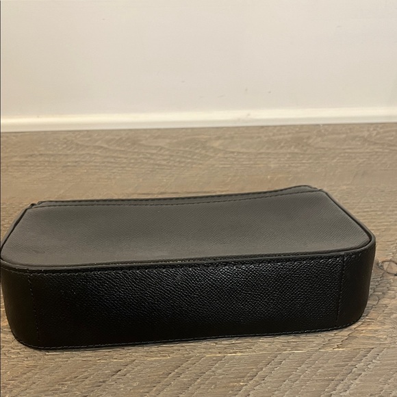 Michael Kors "Saylor" Pouchette Wristlet Black Saffiano Leather White Spellout - Picture 4 of 10